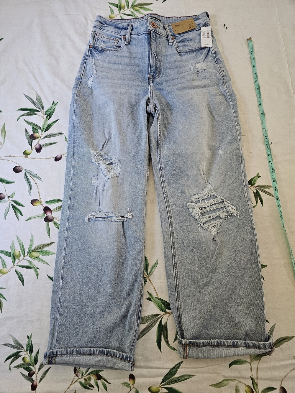 edgley NWT Light Blue Distressed Women’s Wide-Leg Jeans